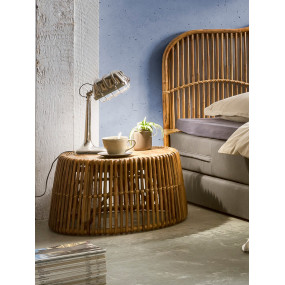 Exotický odkládací stolek z ratanu