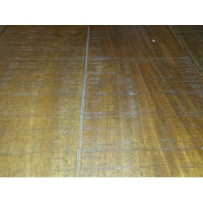 Jídelní stůl z mangového masivu